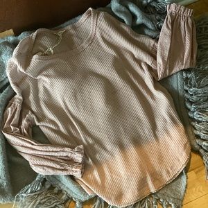 Soft pink Boutique shirt